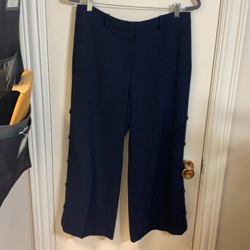 White House/Black Market Cropped Slacks